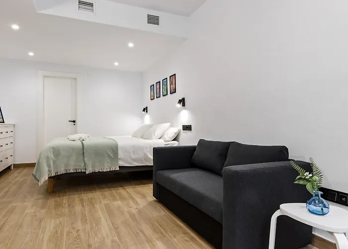 Apartment Urban Oasis *