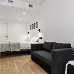 Apartment Urban Oasis *